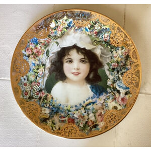 Romantic Victorian Keepsake Springtime Beauty Porcelain Plate W/Wall Hangar 1992
